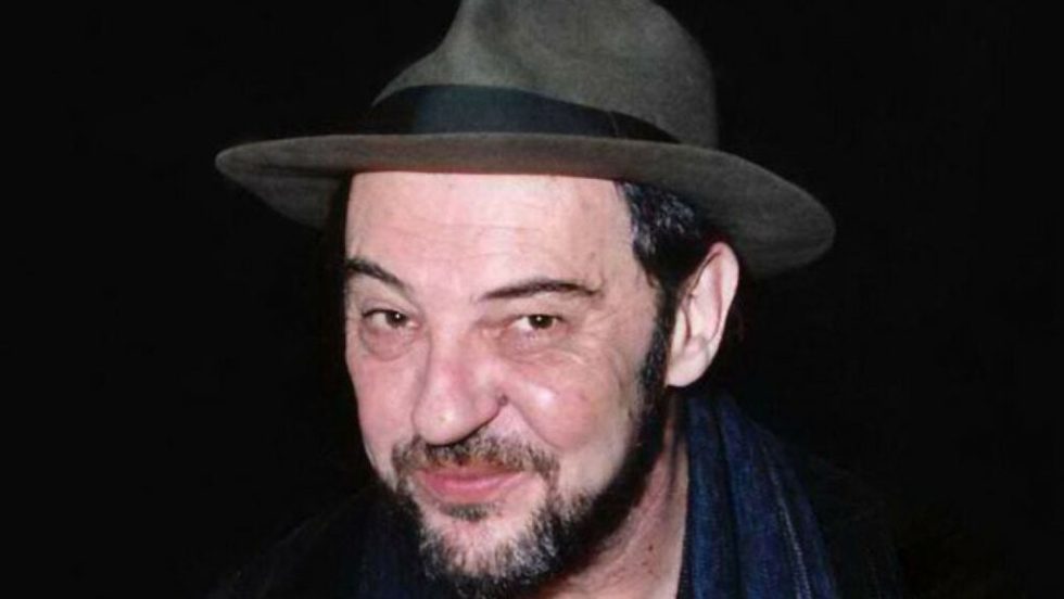 kosta farmasonis